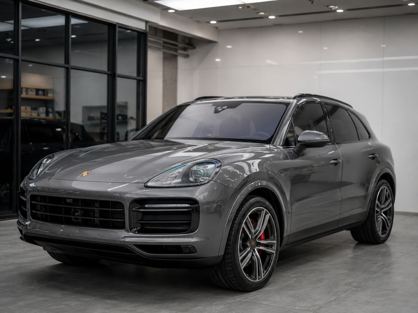 新能源 SUV 天幕热感与座舱舒适管理